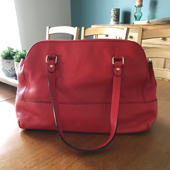 *Last Chance* Kate Spade Purse - Picture 2 of 4